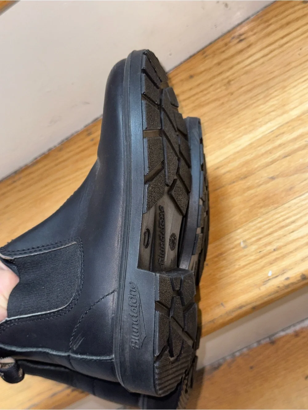 Size 1 (2-3 kids) Blundstone boots